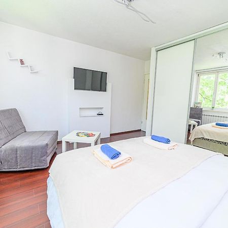 Апартаменти Beautiful Cozy Studio Close To City Center Сараєво Екстер'єр фото