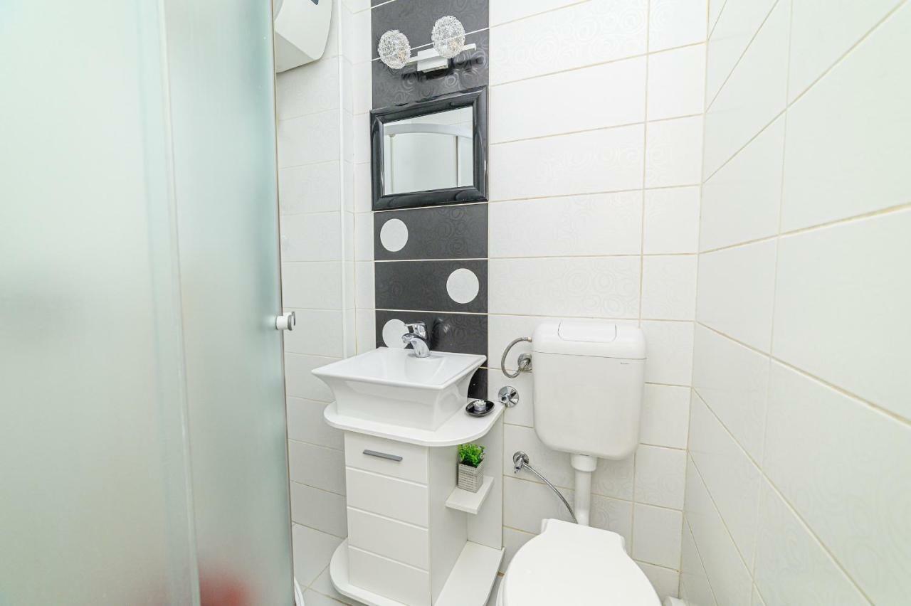 Апартаменти Beautiful Cozy Studio Close To City Center Сараєво Екстер'єр фото
